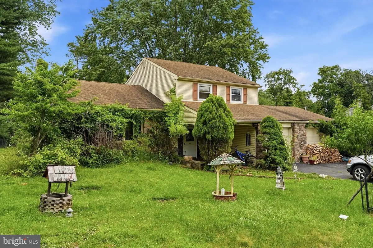 506 Holly Knoll Dr, Southampton, PA 18966 - #1