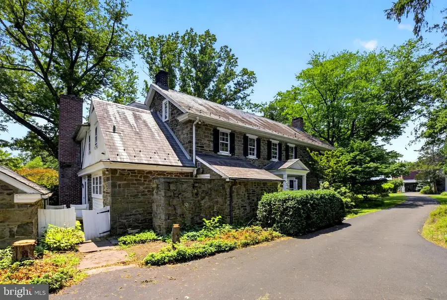 6693 Groveland Rd, Pipersville, PA 18947 - #3