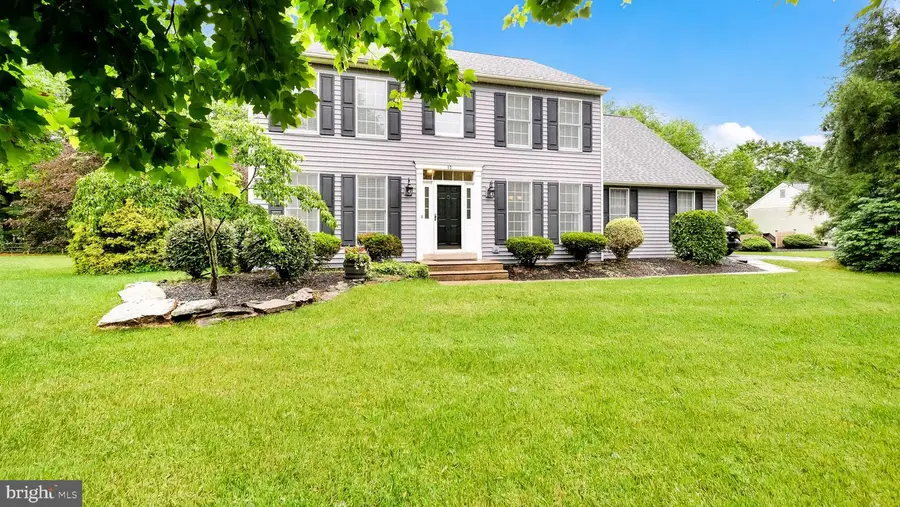 12 Tracy Dr, Doylestown, PA 18901 - #3