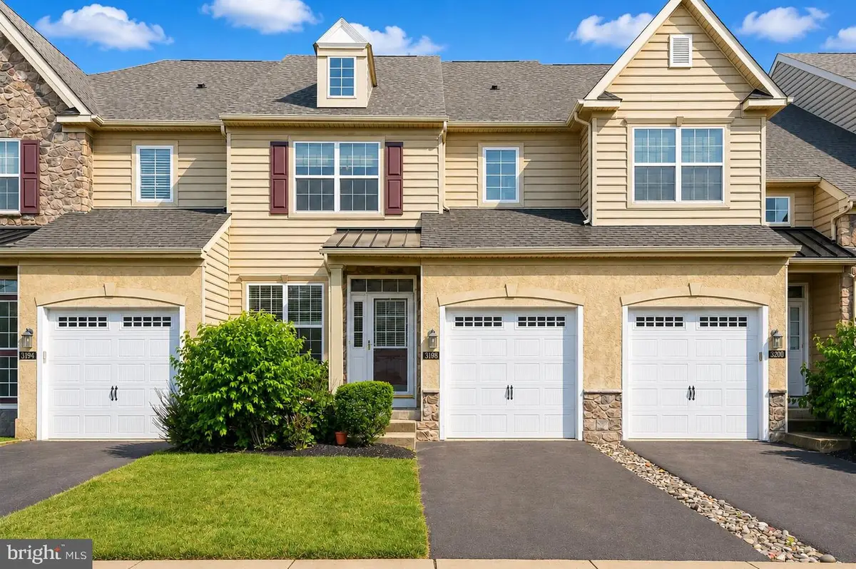 3198 Brookside Dr, Furlong, PA 18925 - #1