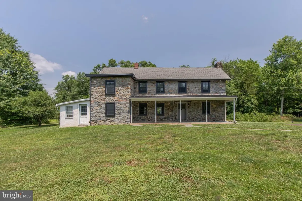 1350 Old Plains Rd, Pennsburg, PA 18073 - #1