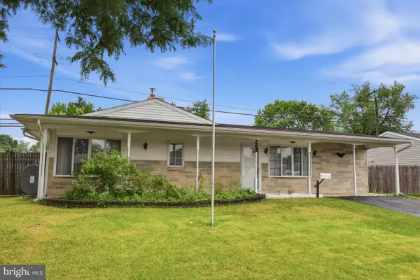268 Blue Ridge Dr, LEVITTOWN, PA 19057