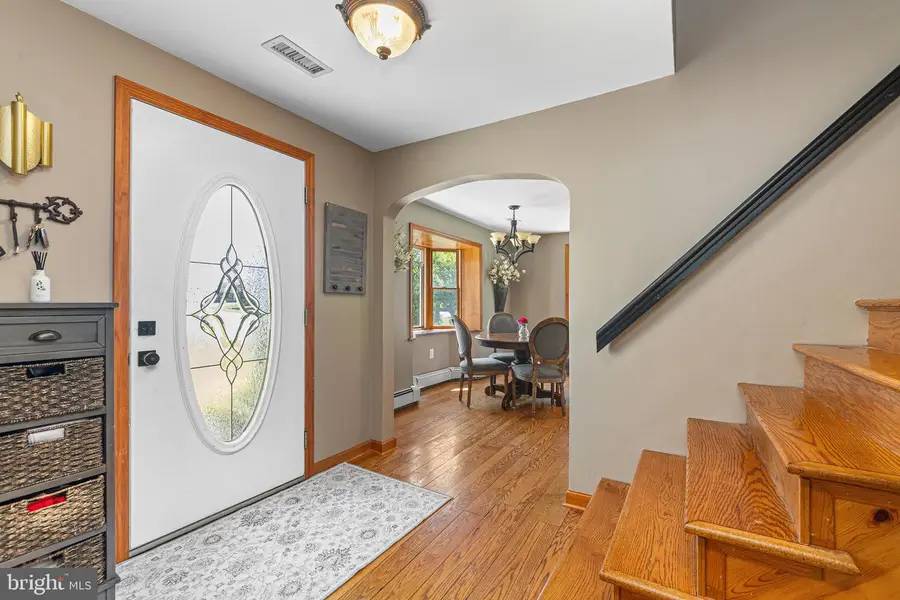 1074 N Easton Rd, Doylestown, PA 18902 - #2