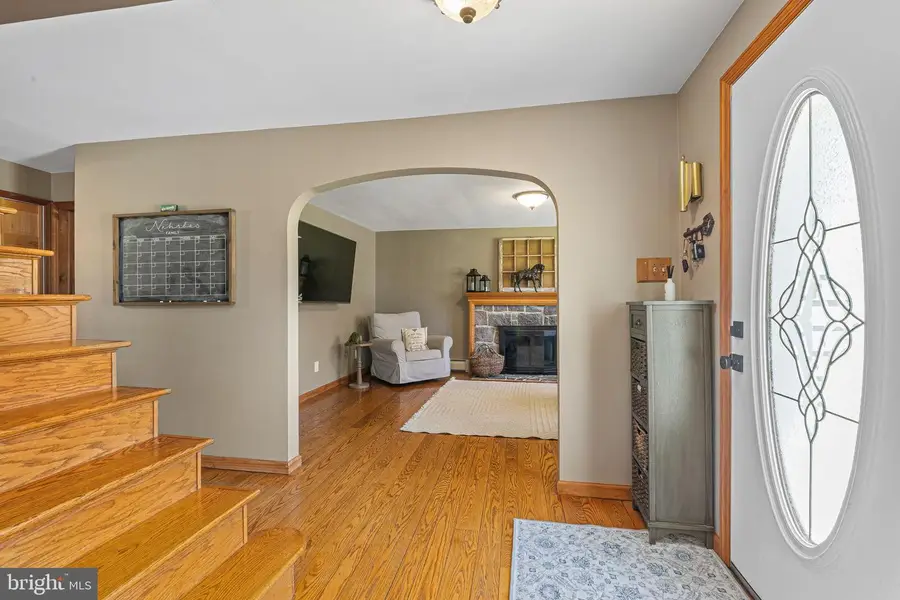 1074 N Easton Rd, Doylestown, PA 18902 - #3