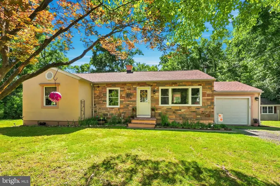 1372 Birch Rd, Upper Black Eddy, PA 18972 - #2