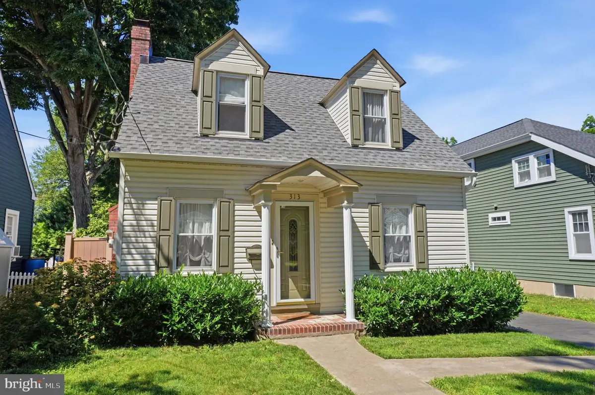 313 Harper Ave, Morrisville, PA 19067 - #1