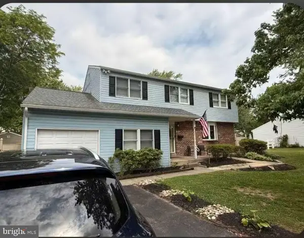 866 Decker Ln, WARMINSTER, PA 18974
