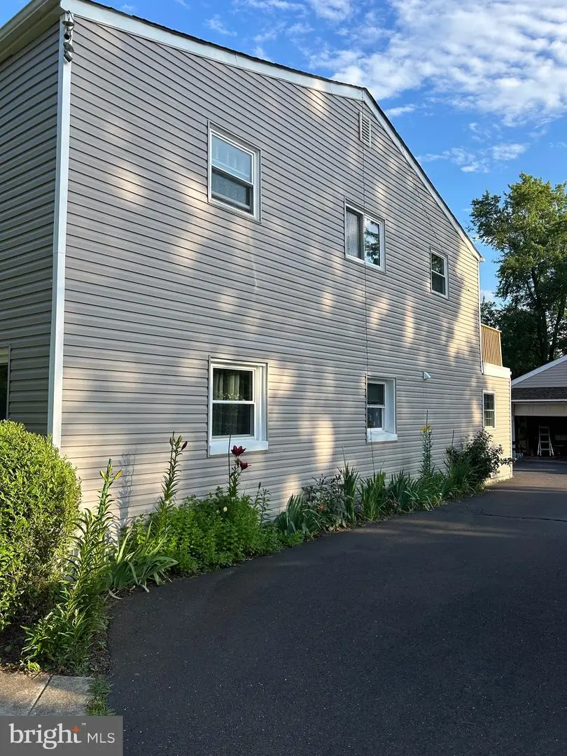 110 W Bristol Rd, Warminster, PA 18974 - #2