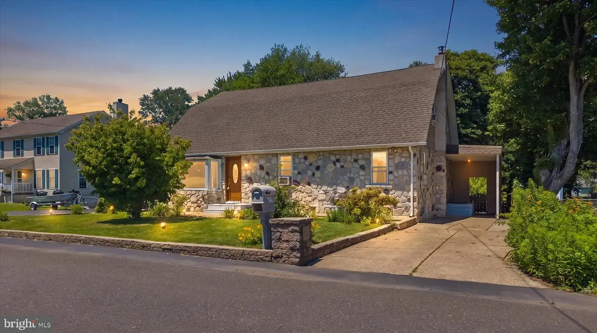 6242 Garrett Ave, Bensalem, PA 19020 - #1