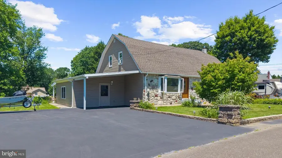 6242 Garrett Ave, Bensalem, PA 19020 - #2