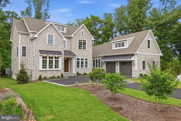 39 East St, DOYLESTOWN, PA 18901