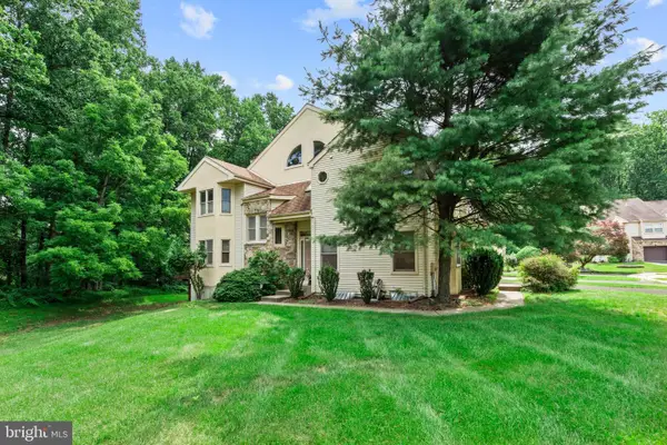 256 Sycamore Cir, FEASTERVILLE TREVOSE, PA 19053
