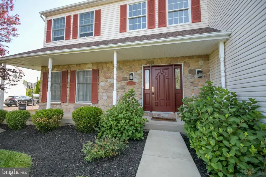 7 Claremont Dr, Doylestown, PA 18901 - #3