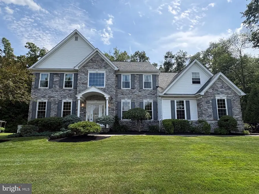 412 Parkview Cir, Warrington, PA 18976 - #2