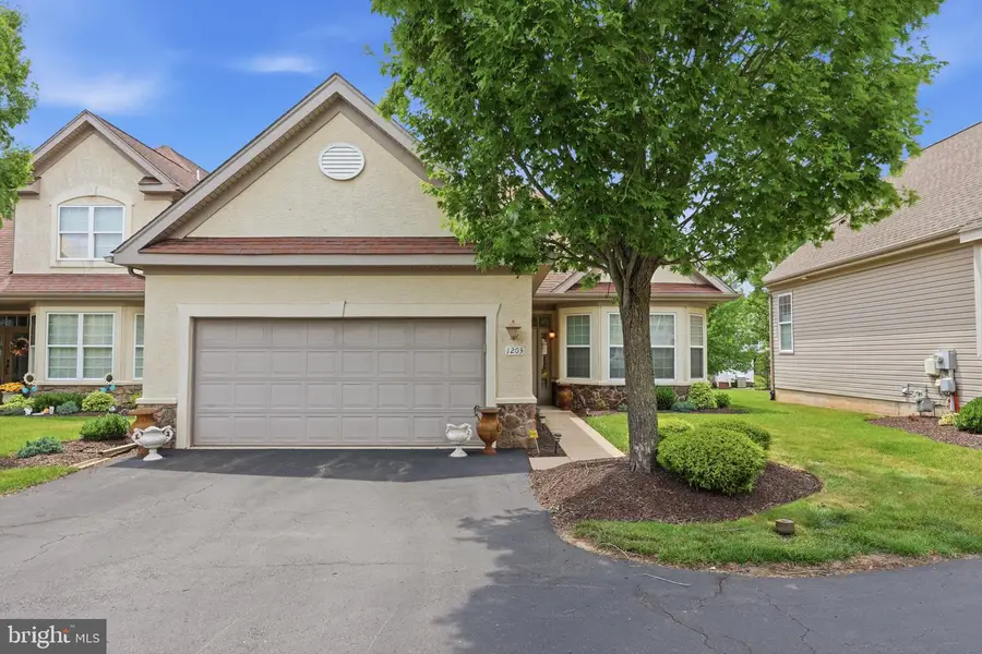 1203 Lyndhurst Ct #82, Warrington, PA 18976 - #2