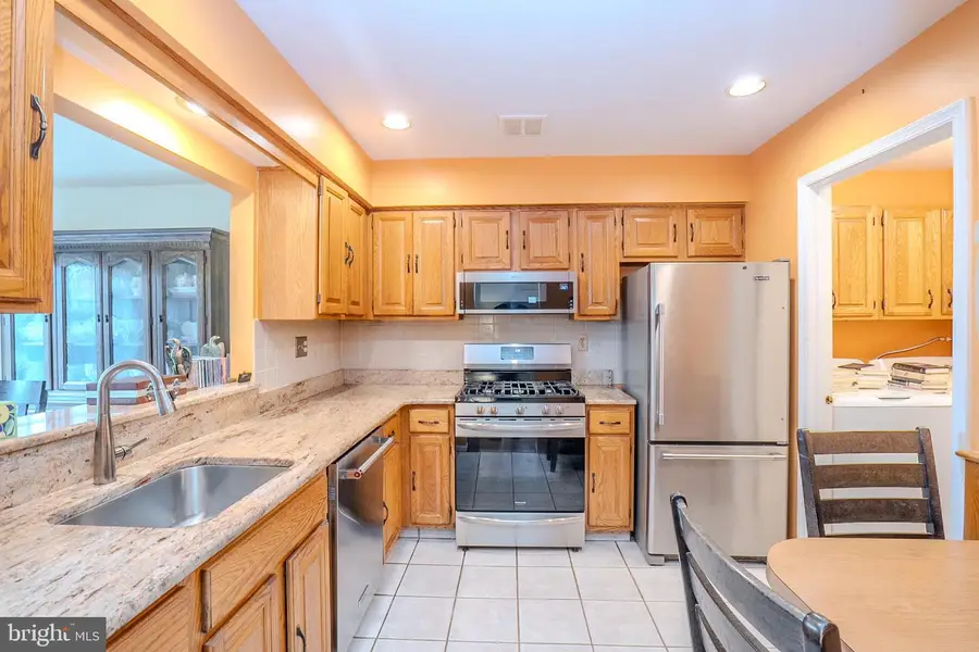 662 Tomlinson Ln, Yardley, PA 19067 - #3