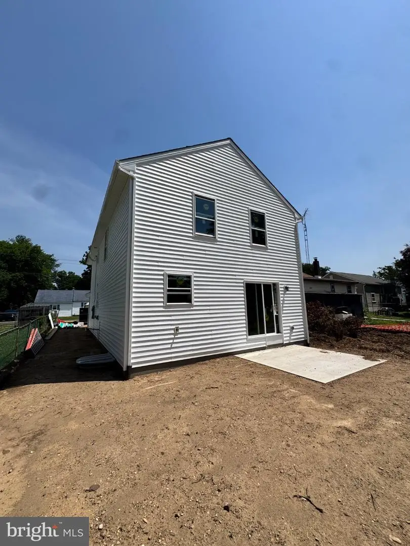 533 Park Ave, Bristol, PA 19007 - #2