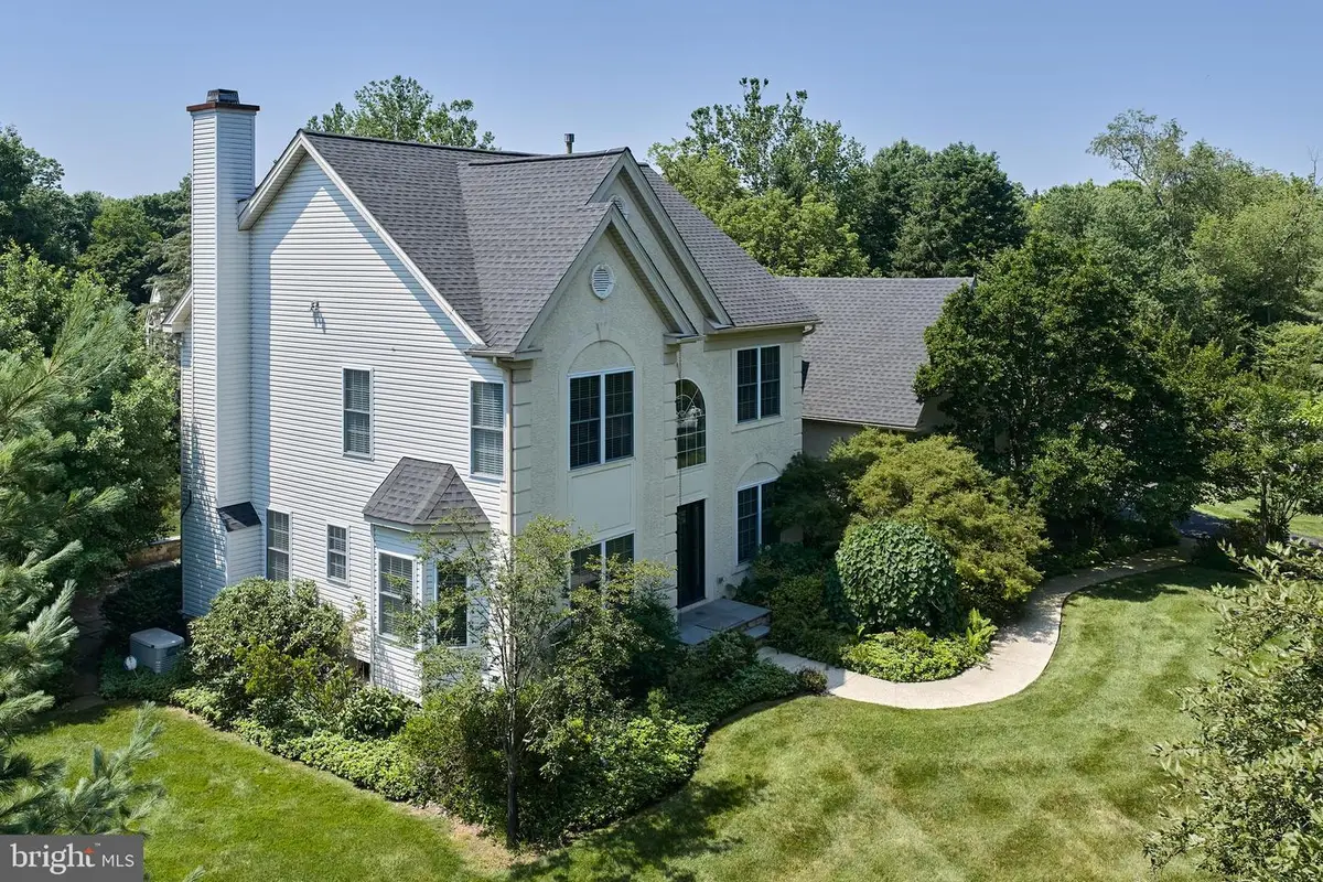 102 Parkside Dr, New Hope, PA 18938 - #1