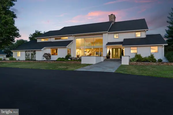 1088 Highland Rd, NEWTOWN, PA 18940