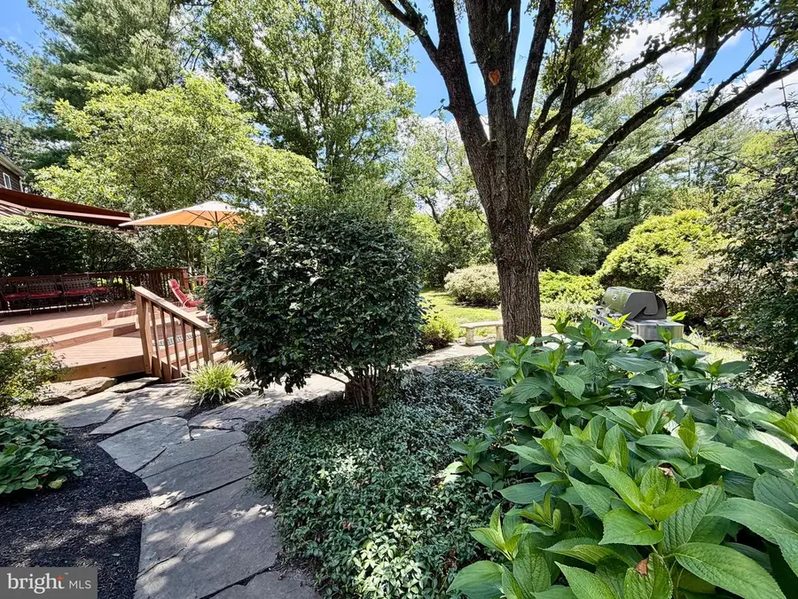 950 Camelot Rd, Furlong, PA 18925 - #2