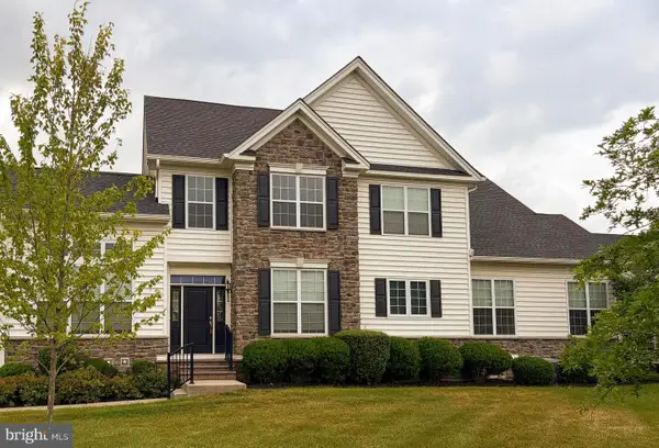 1733 Locust Dr, YARDLEY, PA 19067