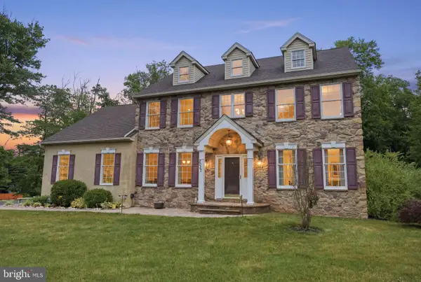2027 Oak Ave, JAMISON, PA 18929
