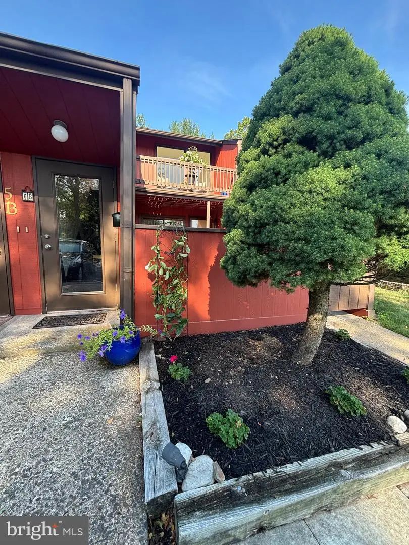 6-b Darien, New Hope, PA 18938 - #1