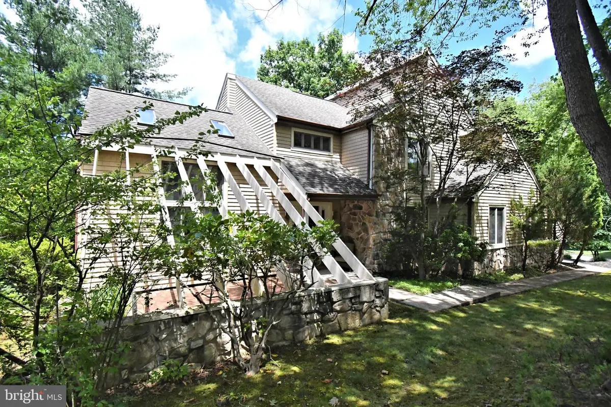 22 Wychwood Ln, Langhorne, PA 19047 - #1