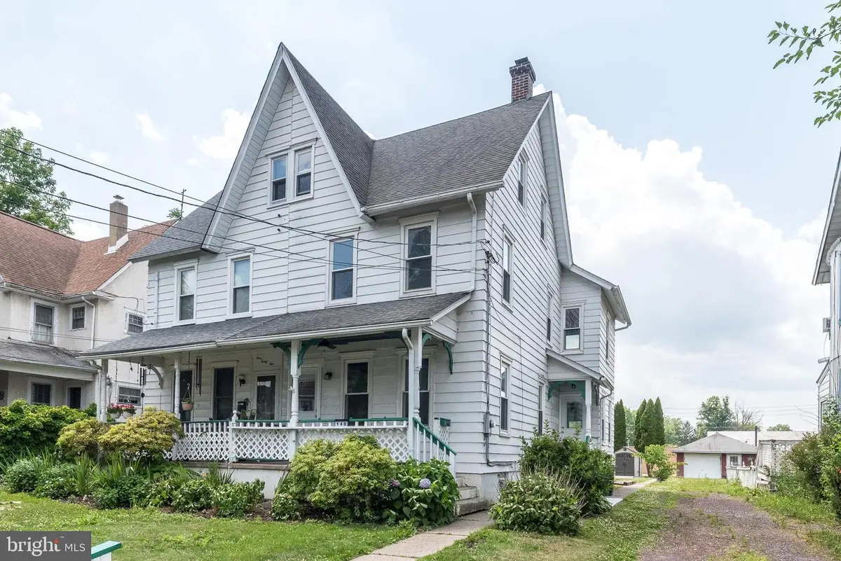 140 S 3rd St, Quakertown, PA 18951 - #1