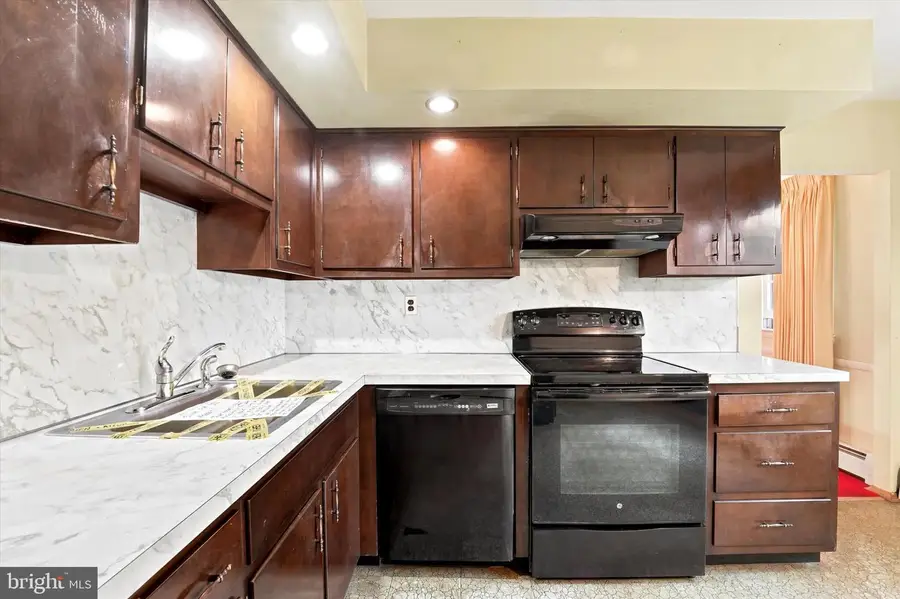 3832 Forest Dr, Doylestown, PA 18902 - #3