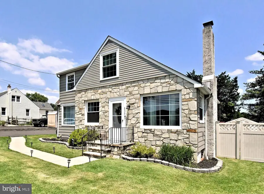 630 Elmwood Ave, Feasterville Trevose, PA 19053 - #2