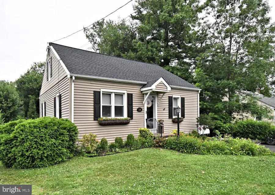 1118 Cornwells Ave, Bensalem, PA 19020 - #2