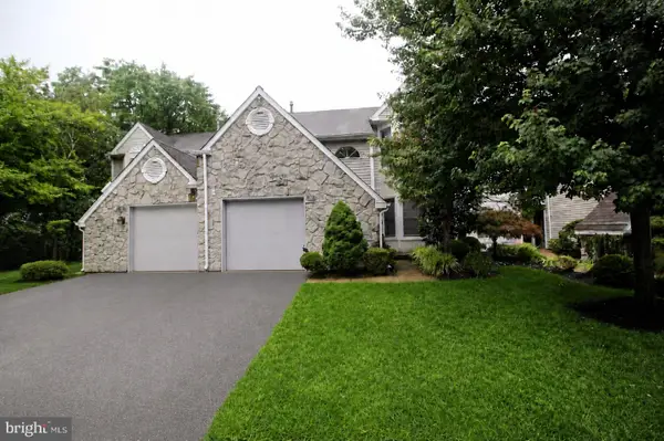 56 Kanon Ct, NEWTOWN, PA 18940