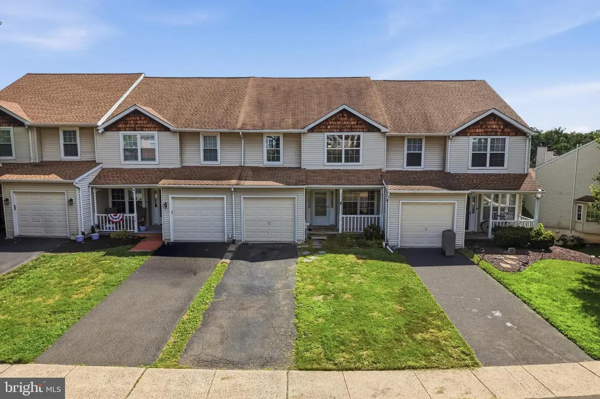 136 N Timber Rd, Holland, PA 18966 - #1