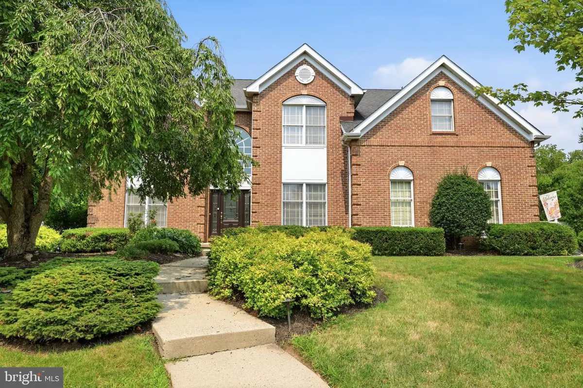 1224 Bridle Estates Dr, Yardley, PA 19067 - #1