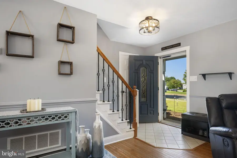103 Sterling Dr, Perkasie, PA 18944 - #2