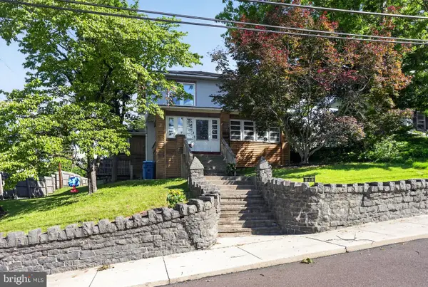 21 Green, SELLERSVILLE, PA 18960