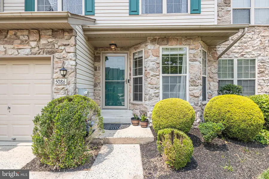 5086 Raintree Ct, Doylestown, PA 18902 - #2