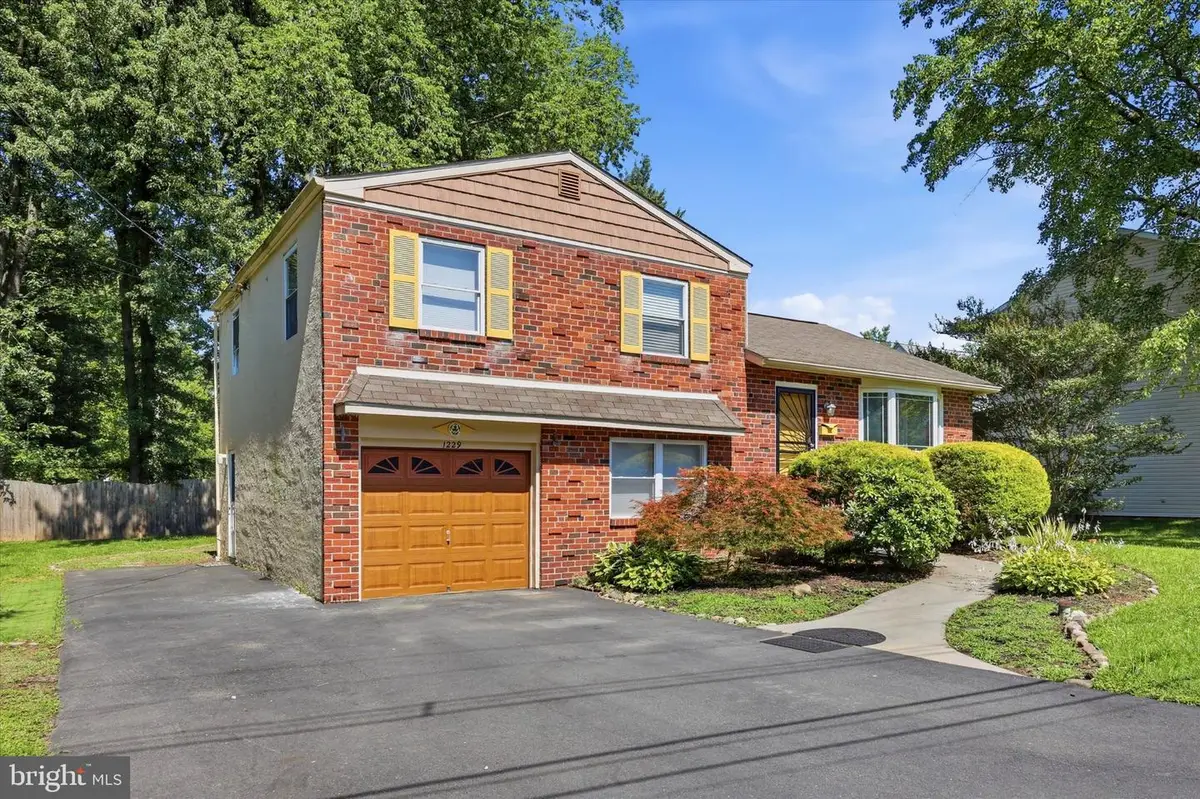 1229 Cornwells Ave, Bensalem, PA 19020 - #1