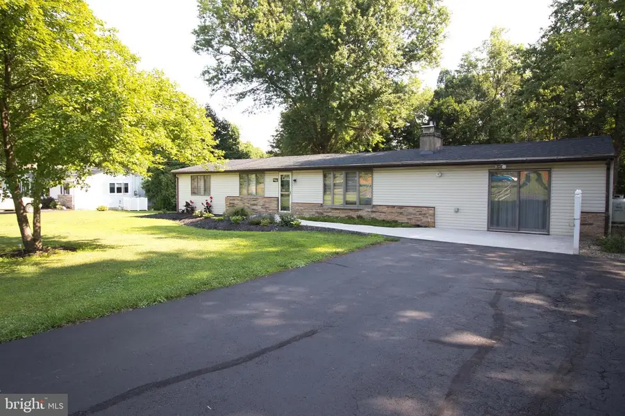 1005 Callowhill Rd, Perkasie, PA 18944 - #2