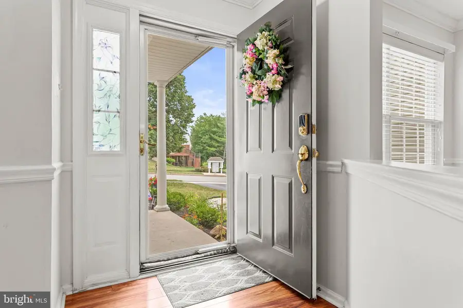 807 Sherrick Ct, Chalfont, PA 18914 - #2