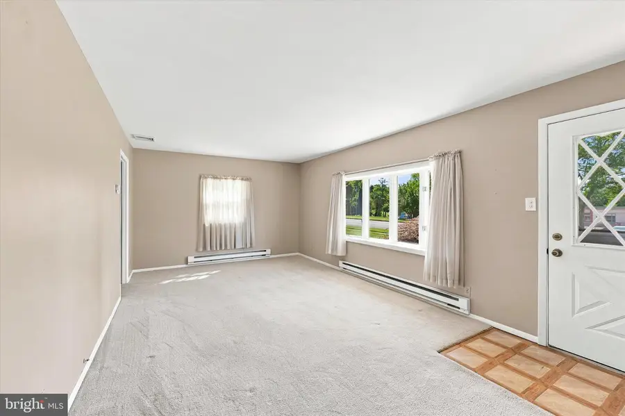 431 Trenton Rd, Fairless Hills, PA 19030 - #2