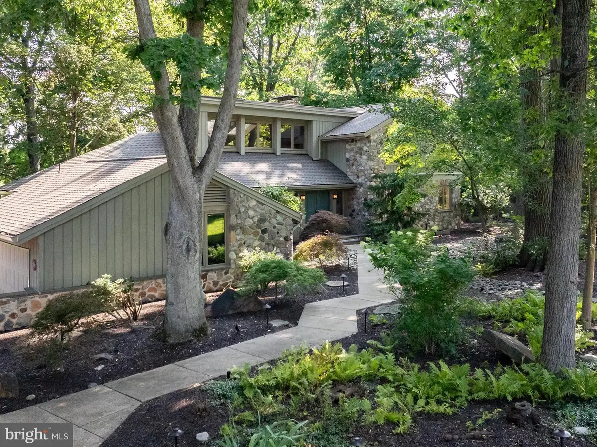 311 Mill Race Ln, Newtown, PA 18940 - #1