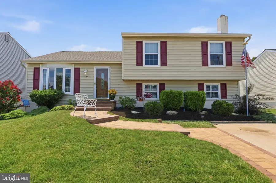 129 Independence Dr, Morrisville, PA 19067 - #3