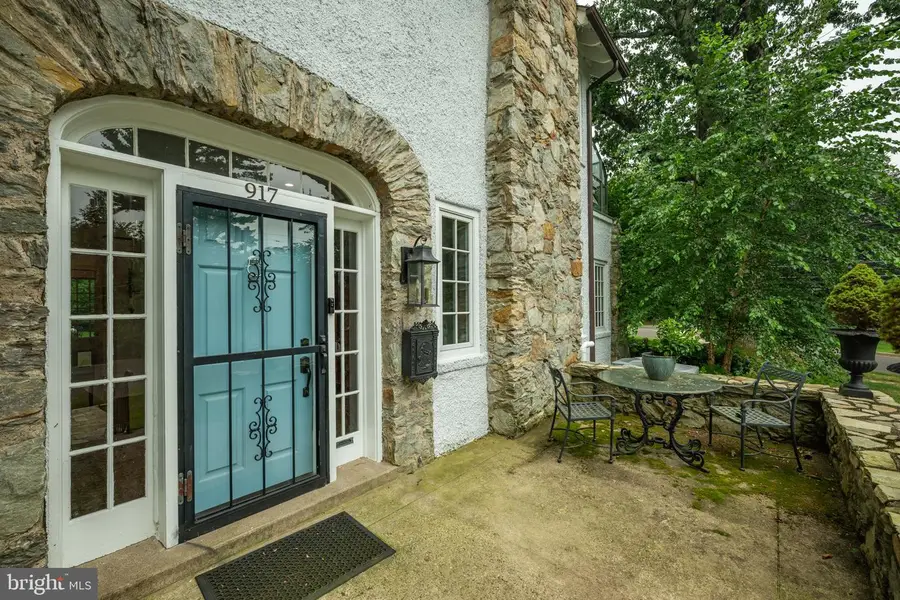 917 Greenway Ave, Yardley, PA 19067 - #3