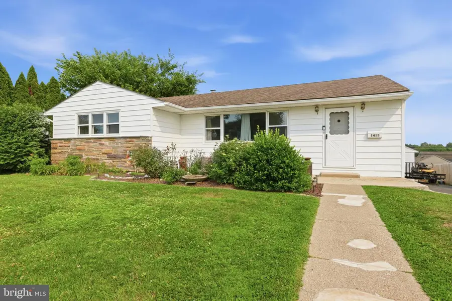 1413 Poplar Rd, Feasterville Trevose, PA 19053 - #2
