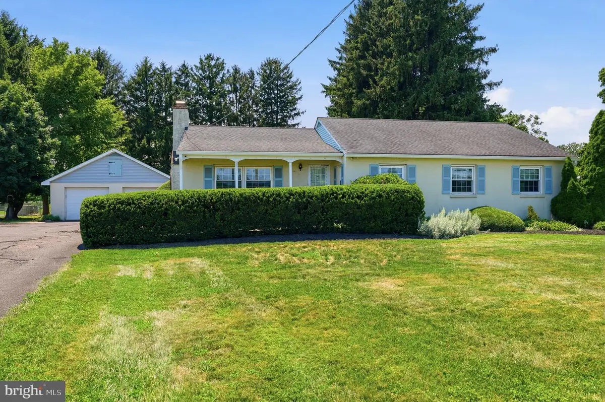 830 Almshouse Rd, Ivyland, PA 18974 - #1