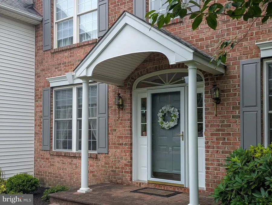 5370 Windtree Dr, Doylestown, PA 18902 - #2