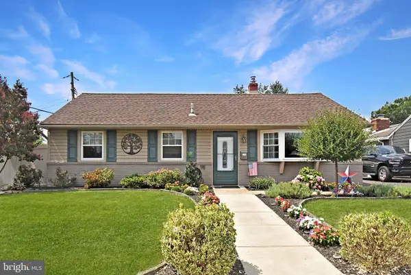 3620 Devonshire Pl, BENSALEM, PA 19020