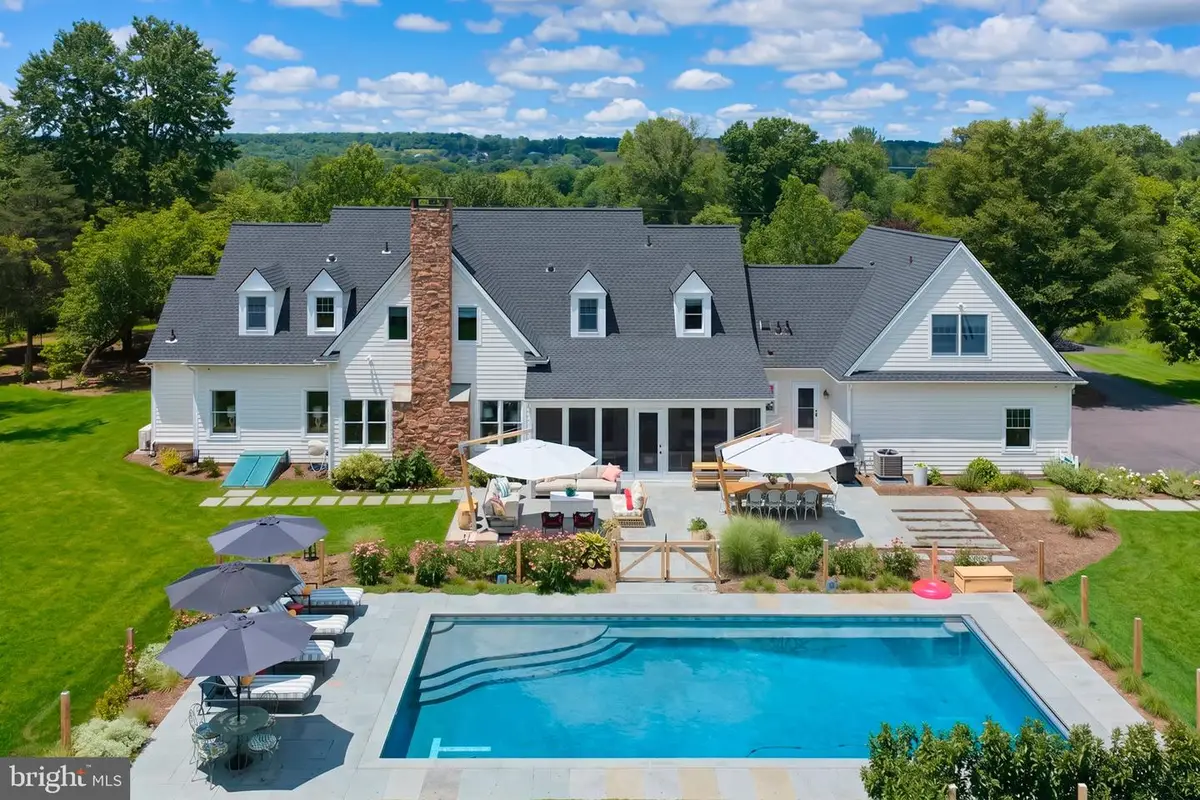 6214 Saw Mill Rd, New Hope, PA 18938 - #1